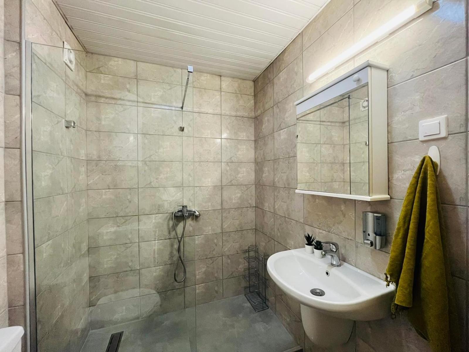 Best Value-Apartment In 스코페 외부 사진